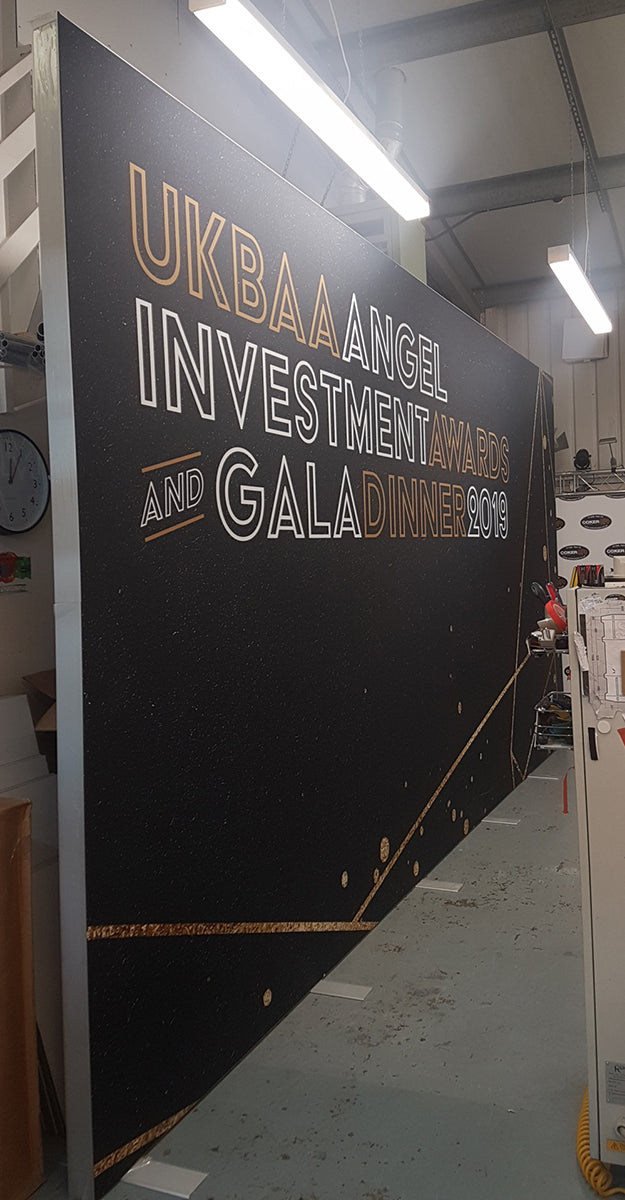 GL180 Lightbox with Edge-Lit Stretch Fabric Graphics