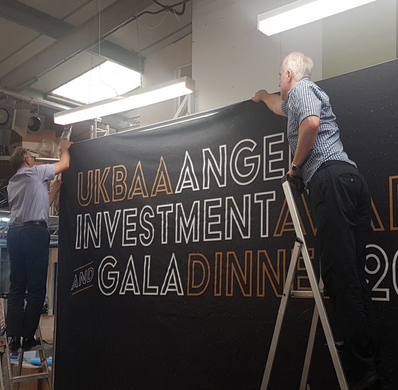 GL180 Lightbox with Edge-Lit Stretch Fabric Graphics