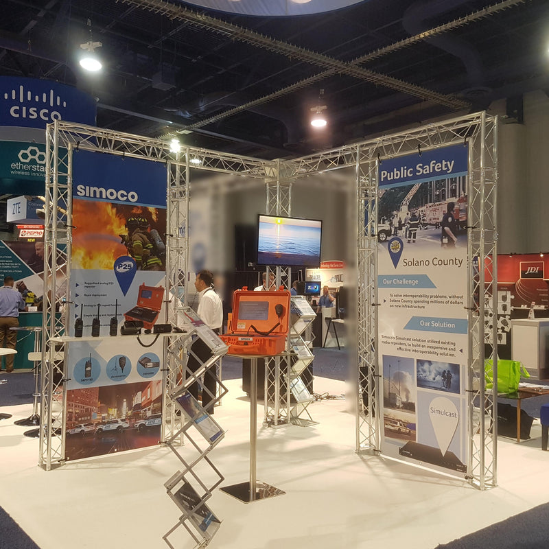 Modularer Truss-Ständer im Eckstil, 4 m breit x 5 m tief | 2,5 m hoch