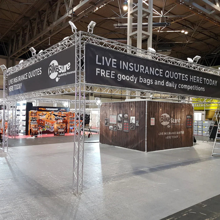 Full Perimeter Style Modular Truss Stand 3M wide X 7M deep | 2.5M Tall | With Extra Legs (X4) | With Cross beams