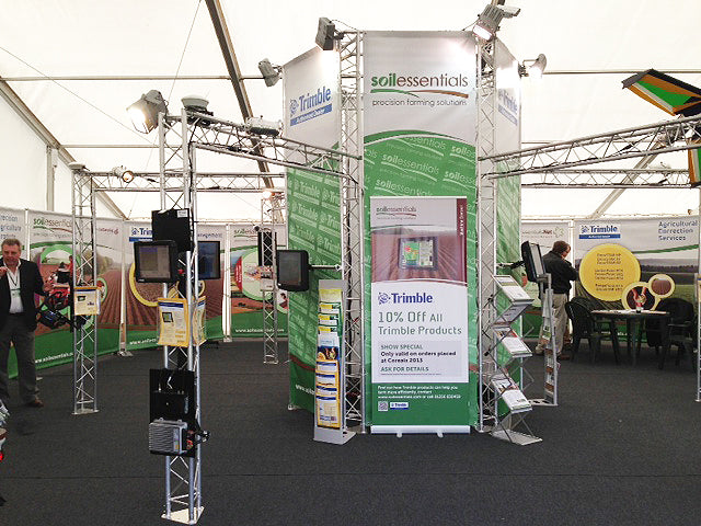 Lighting truss system in a marque