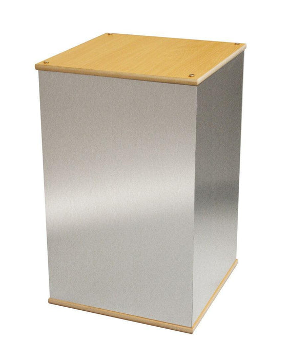 Aluminium display plinth for exhibitions and retail displays